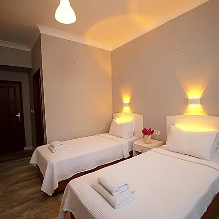 Hotel Suzanne & Restaurant 3*